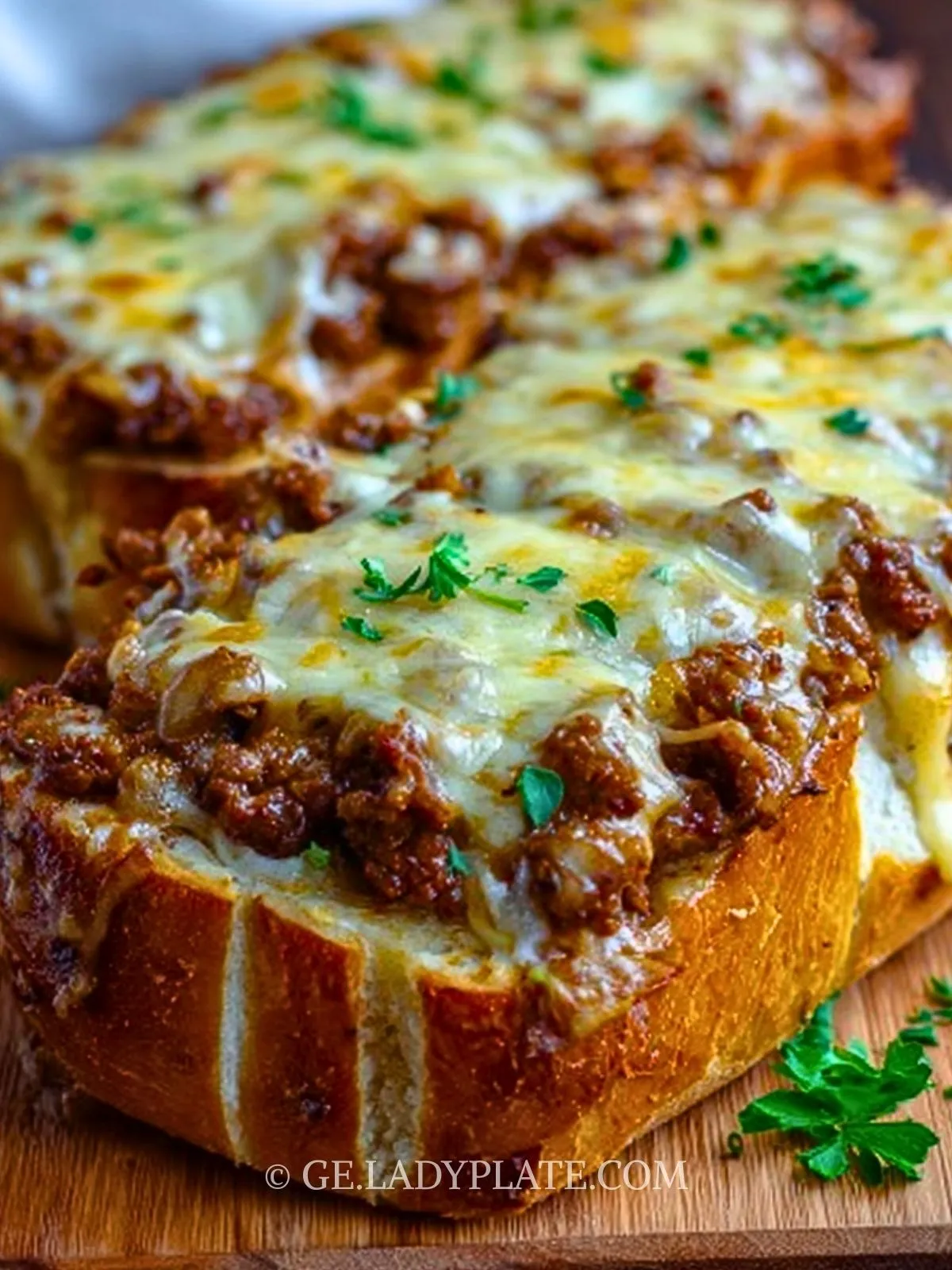 cheesesteak-gefulltes-knoblauchbrot